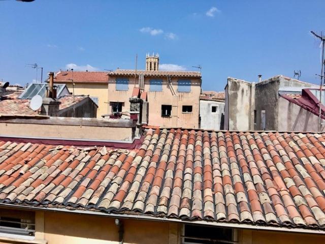 Appartamento Petit cocoon rénové avec vue sur les toits d'Aix en Provence Aix-en-Provence Esterno foto
