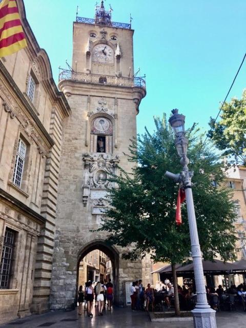 Appartamento Petit cocoon rénové avec vue sur les toits d'Aix en Provence Aix-en-Provence Esterno foto