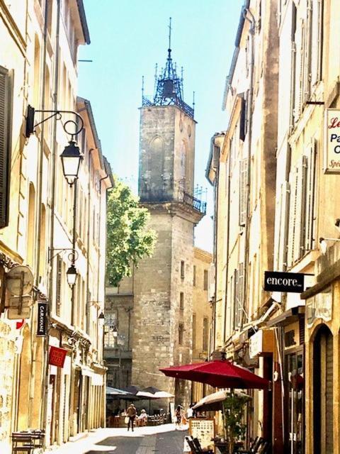 Appartamento Petit cocoon rénové avec vue sur les toits d'Aix en Provence Aix-en-Provence Esterno foto